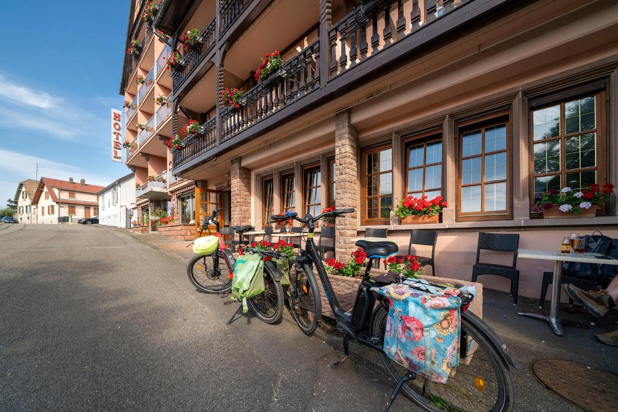 Hotel Munsch Restaurant & Wellness, Colmar Nord - Haut-Koenigsbourg Saint-Hippolyte  Zewnętrze zdjęcie